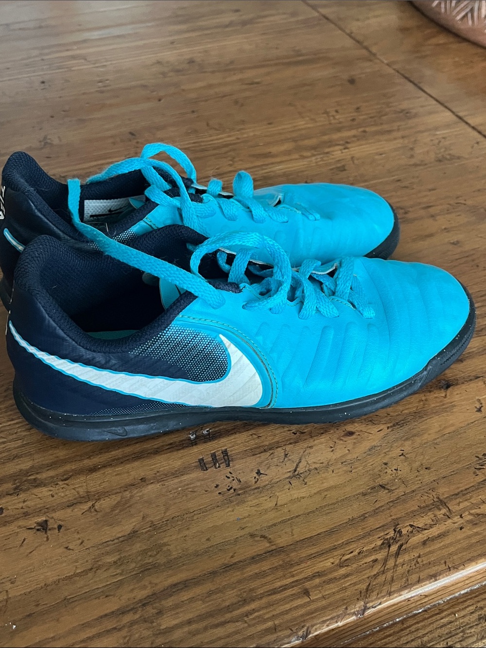 Nike Kids Sneakers in Teal and Black with White Swoosh